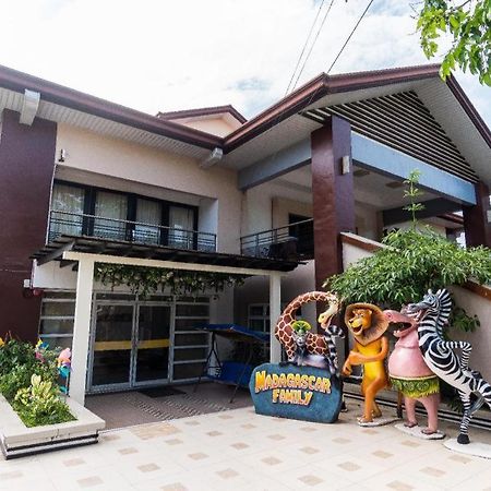 Quezon Premier Hotel - Candelaria Candelaria  Dış mekan fotoğraf