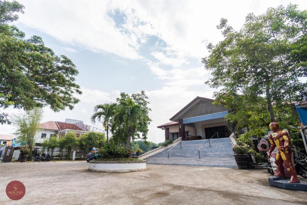 Quezon Premier Hotel - Candelaria Candelaria  Dış mekan fotoğraf