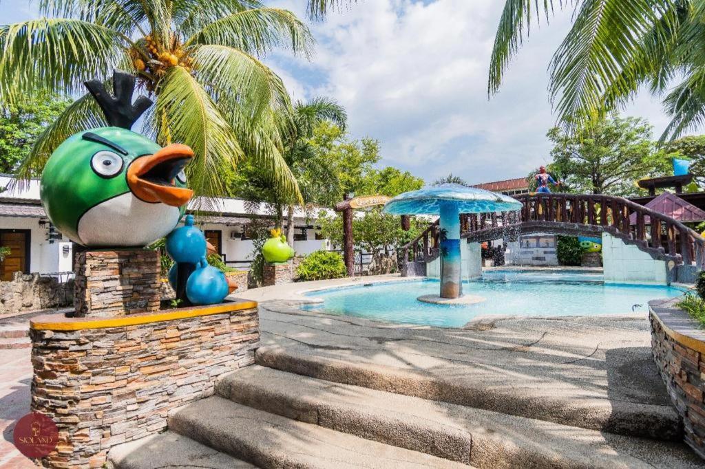 Quezon Premier Hotel - Candelaria Candelaria  Dış mekan fotoğraf