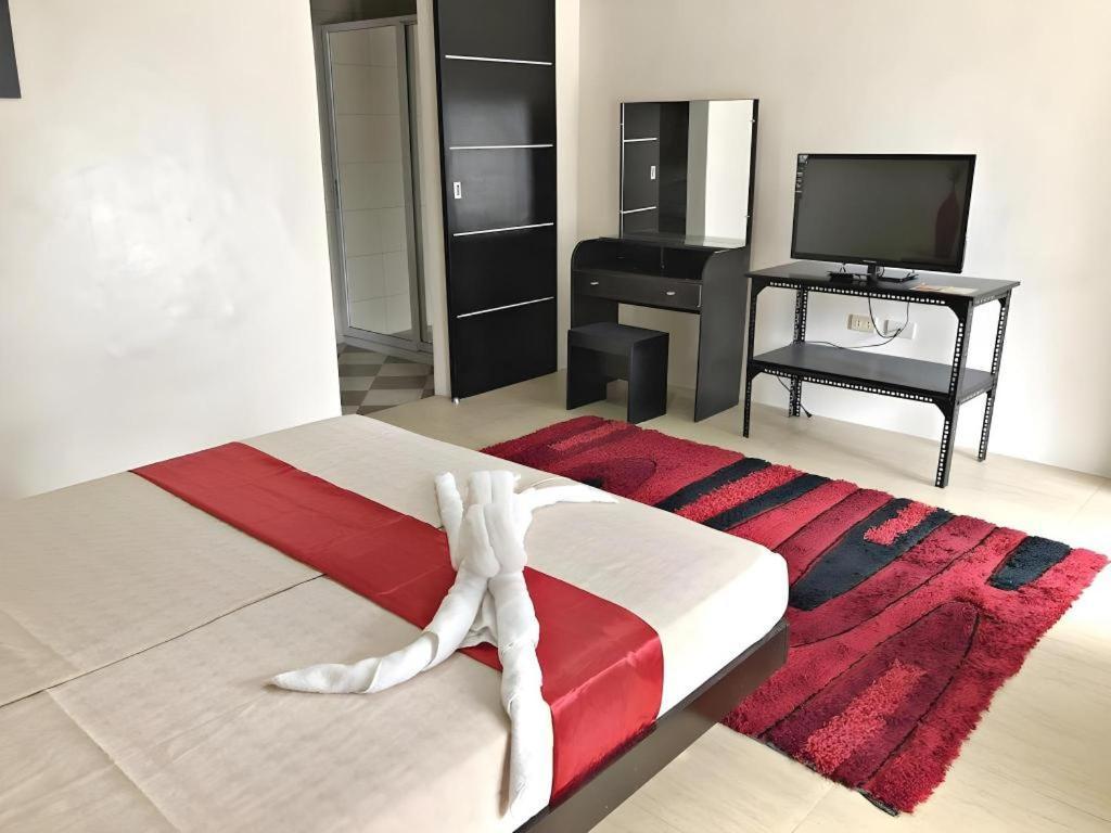 Quezon Premier Hotel - Candelaria Candelaria  Dış mekan fotoğraf
