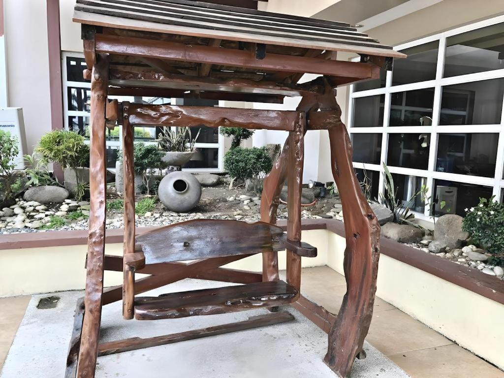 Quezon Premier Hotel - Candelaria Candelaria  Dış mekan fotoğraf