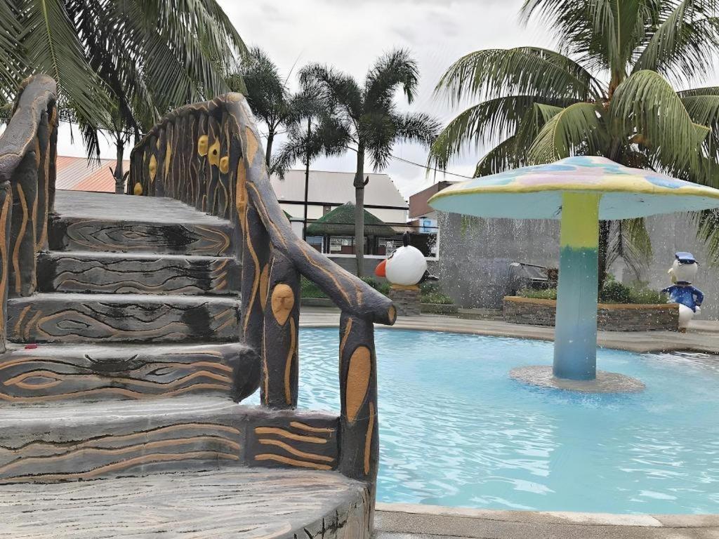 Quezon Premier Hotel - Candelaria Candelaria  Dış mekan fotoğraf